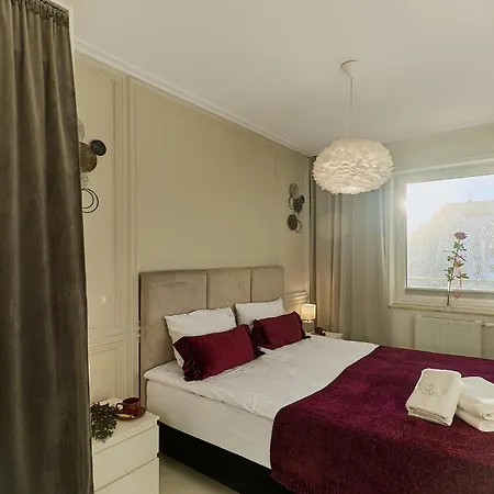 Golden Hour Apartments- Grunwaldzka 42 Apartment