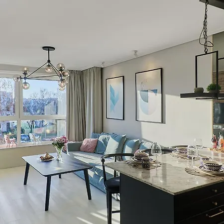 Apartment Golden Hour Apartments- Grunwaldzka 42